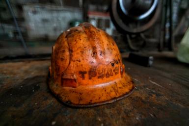 Роструд добился выплаты долгов по зарплате находкинским заводчанам ИА PrimaMedia
