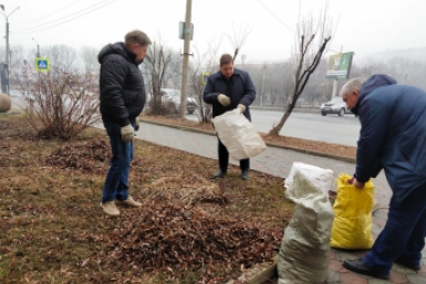 Находкинцы дружно провели приборку города пресс-служба администрации НГО