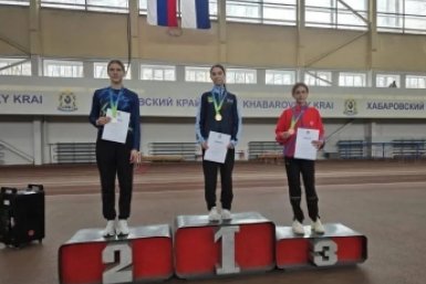Две юные легкоатлетки из Находки привезли награды с межрегиональных соревнований пресс-служба администрации НГО