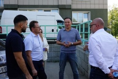 Депутат - это хозяйственник, а не политик: Артур Бектемиров о работе на округе №8 Иркутска