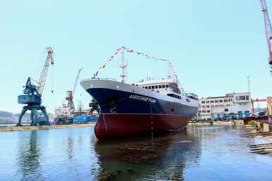 Краболов спустили на воду на Находкинском судоремонтном заводе пресс-служба администрации НГО