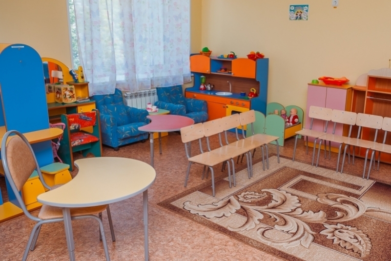 Нужно штрафовать родителей, которые слишком поздно забирают детей ИА PrimaMedia