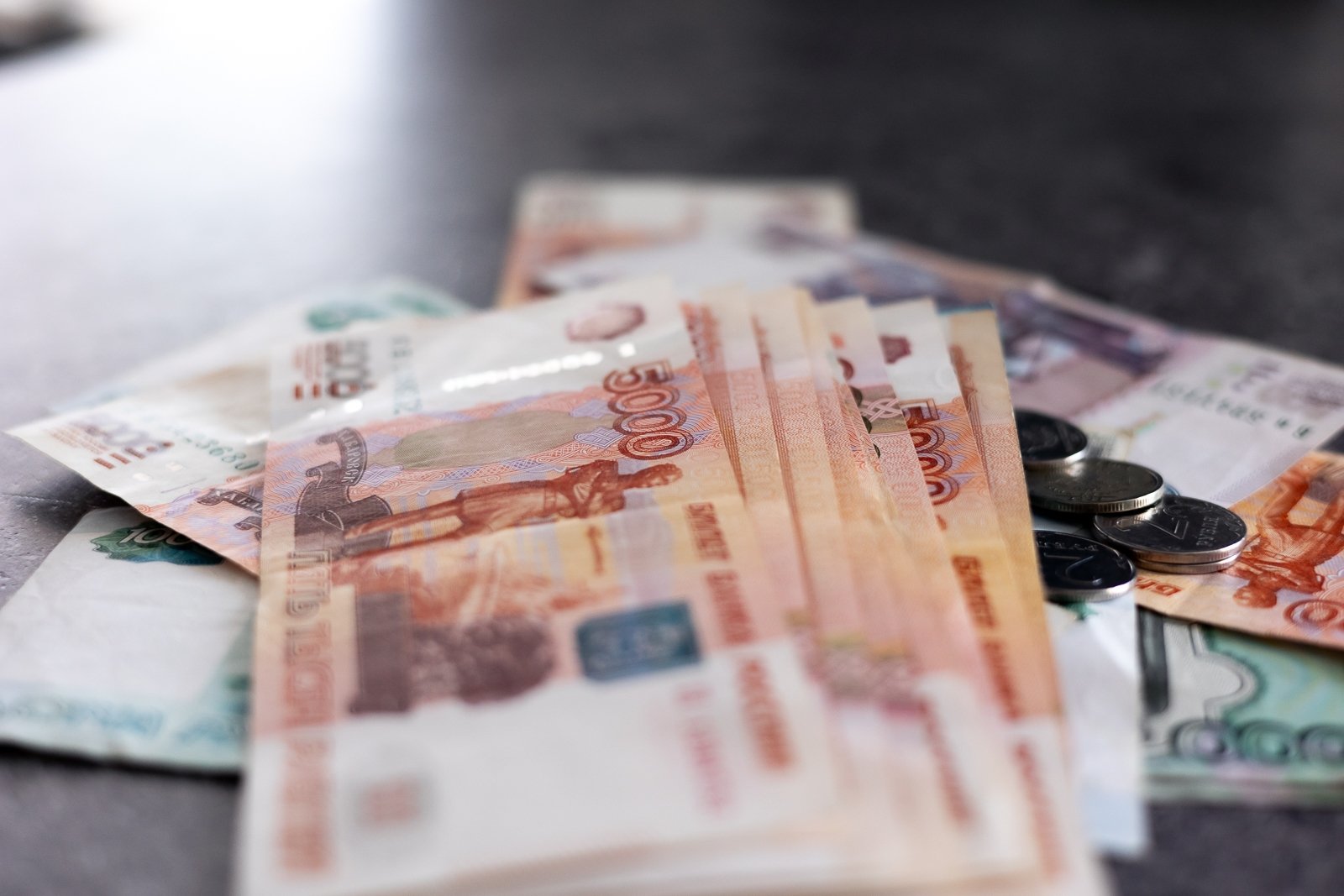 Миронов предложил поднять МРОТ до 60 тысяч рублей Илья Аверьянов, ИА PrimaMedia.ru